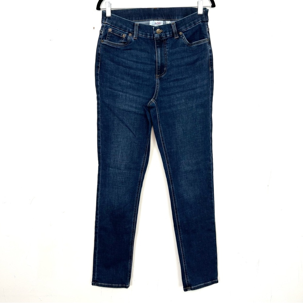 D&Co. Straight Jeans Long Inseam Dark Wash Size 10T 10 Tall Stretch
